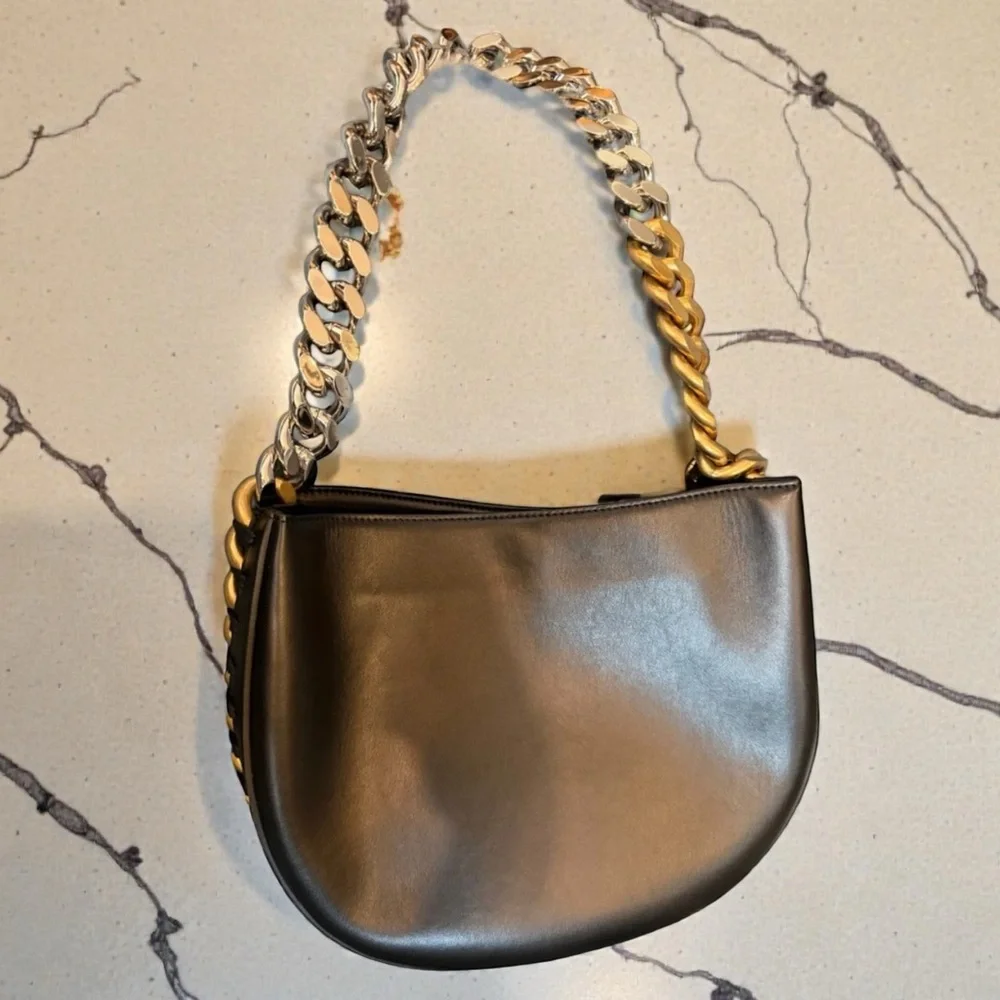 Stella McCartney Frayme Shoulder Bag Black Mixed Chain Vegan Leather - Picture 3 of 6